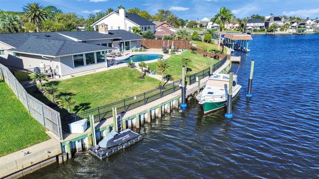 2882 Dominique Drive, Galveston, TX 77551