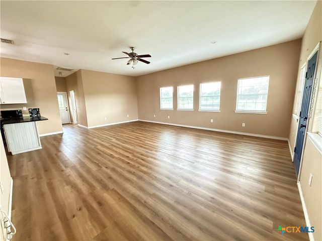 256 County Road 481, Gonzales, TX 78629