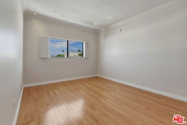 4443 Ventura Canyon Avenue 304, Sherman Oaks, CA 91423