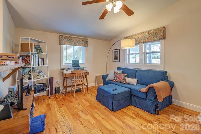 54 N Liberty Street, Asheville, NC 28801