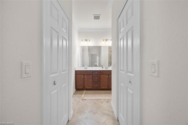 2707 Blossom WAY, Naples, FL 34120