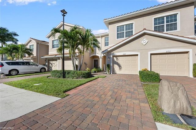 2707 Blossom WAY, Naples, FL 34120