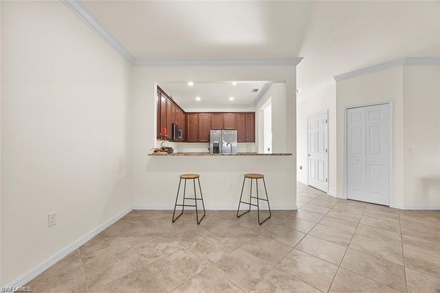 2707 Blossom WAY, Naples, FL 34120