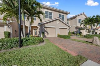 2707 Blossom WAY, Naples, FL 34120