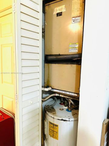 271 NW 177th St B-207, Miami Gardens, FL 33169