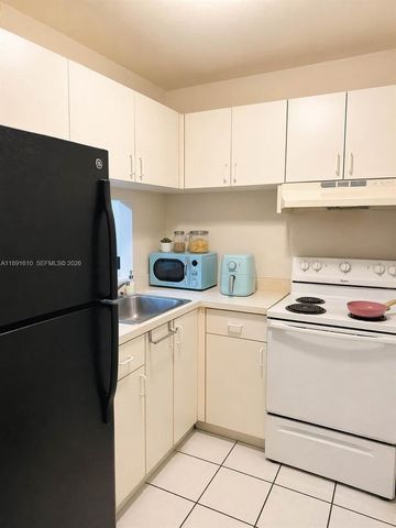 271 NW 177th St B-207, Miami Gardens, FL 33169