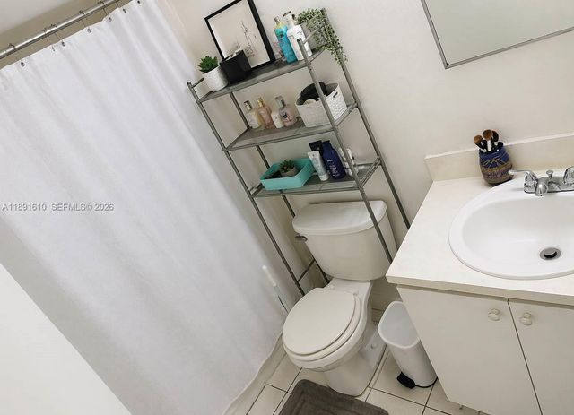 271 NW 177th St B-207, Miami Gardens, FL 33169