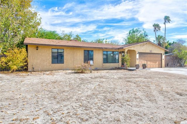 2302 E Wayne, Palm Springs, CA 92262