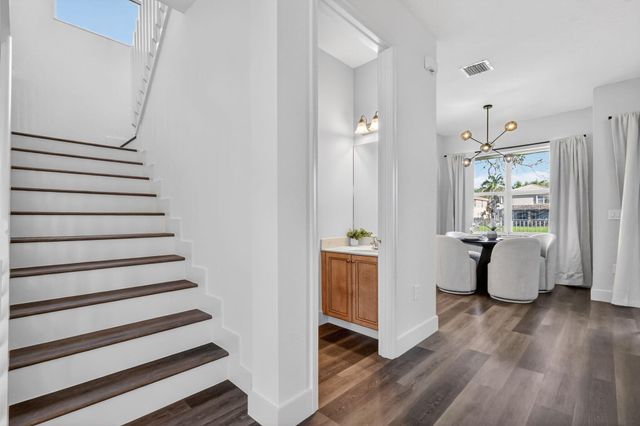 7673 Corkwood Avenue, Boynton Beach, FL 33437