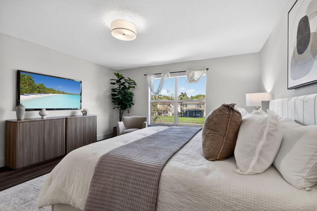 7673 Corkwood Avenue, Boynton Beach, FL 33437