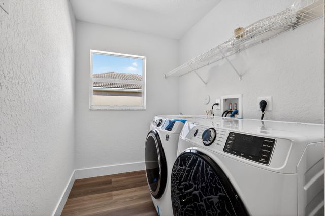 7673 Corkwood Avenue, Boynton Beach, FL 33437