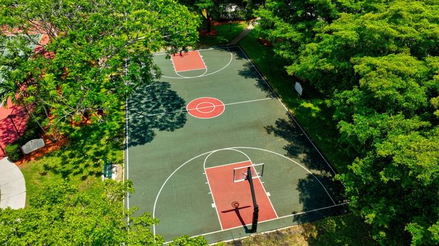 7673 Corkwood Avenue, Boynton Beach, FL 33437