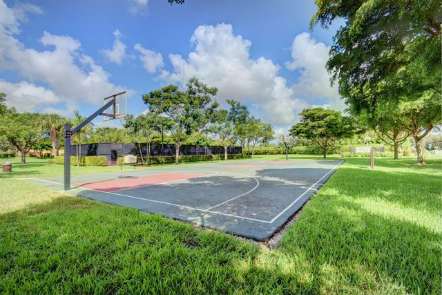 7673 Corkwood Avenue, Boynton Beach, FL 33437