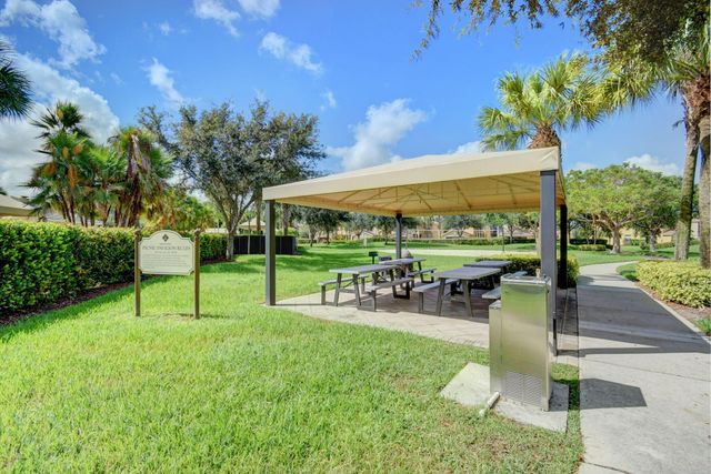 7673 Corkwood Avenue, Boynton Beach, FL 33437