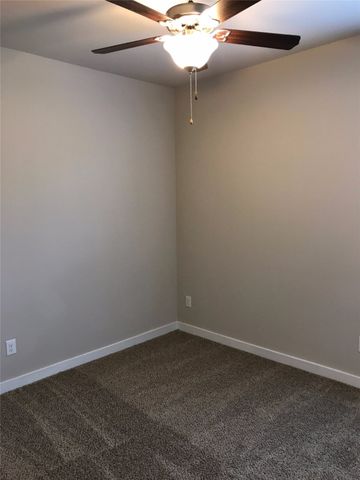 906 Skyview Drive, Midlothian, TX 76065