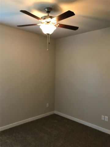 906 Skyview Drive, Midlothian, TX 76065