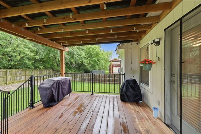 19617 E 18TH Terrace S, Independence, MO 64057