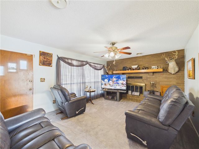 803 SW 2nd Street, Bentonville, AR 72712