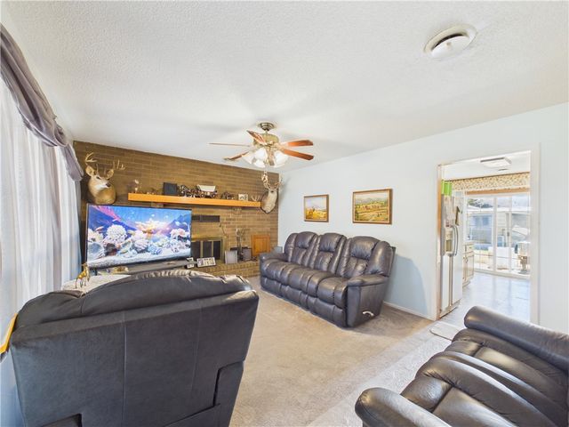 803 SW 2nd Street, Bentonville, AR 72712