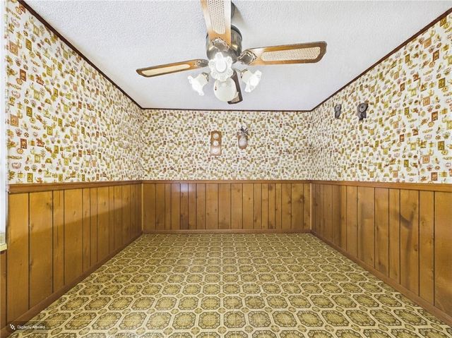 803 SW 2nd Street, Bentonville, AR 72712