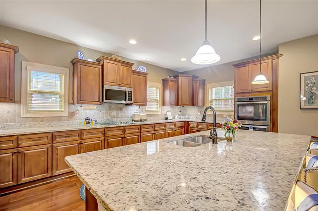 65 Fox Hall Crossing W, Senoia, GA 30276