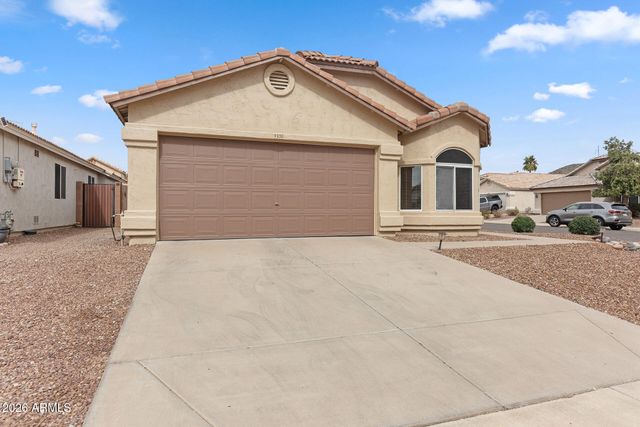 936 E MONTOYA Lane, Phoenix, AZ 85024