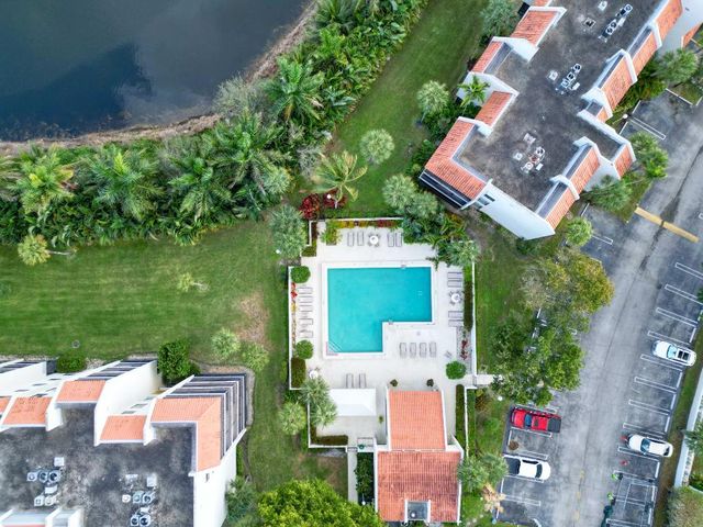 2520 Presidential Way 203, West Palm Beach, FL 33401