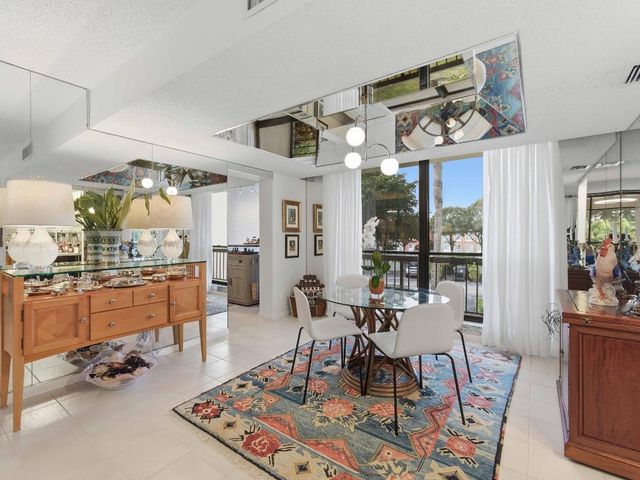 2520 Presidential Way 203, West Palm Beach, FL 33401