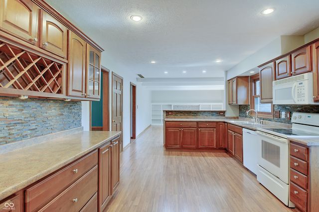 10781 Downing Street, Carmel, IN 46033