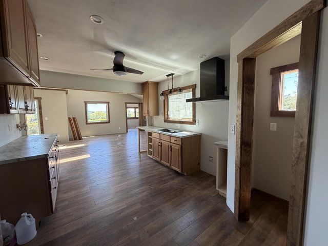 1211 County 6, La Crescent, MN 55947