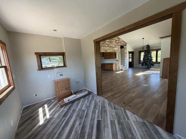 1211 County 6, La Crescent, MN 55947