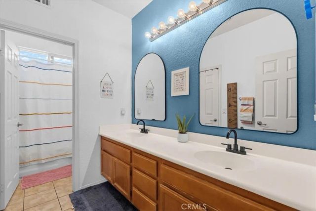 4939 Plumtree Court, Riverside, CA 92504