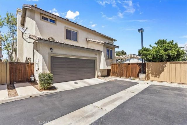 4939 Plumtree Court, Riverside, CA 92504
