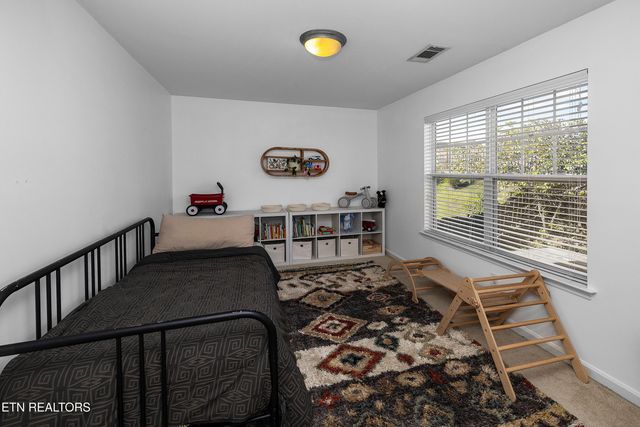 2501 Ancient Oak Lane, Knoxville, TN 37931