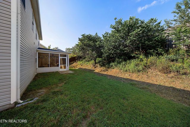2501 Ancient Oak Lane, Knoxville, TN 37931