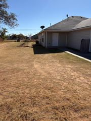 715 43rd Street, 1&2 1&2, Lubbock, TX 79404