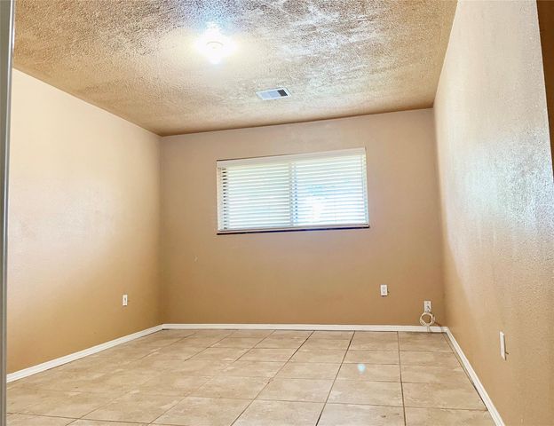 8302 Coastway Lane, Houston, TX 77075