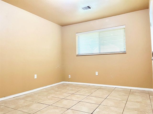 8302 Coastway Lane, Houston, TX 77075