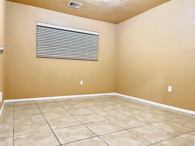 8302 Coastway Lane, Houston, TX 77075