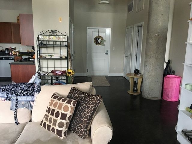 21 Illinois St 403, Worcester, MA 01610