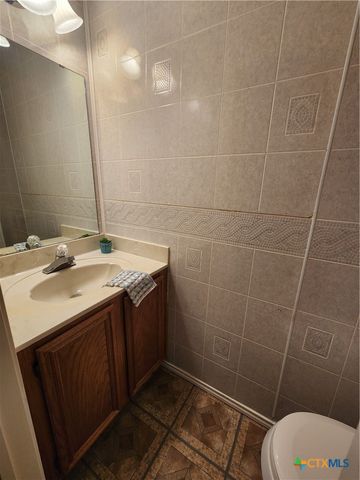 304 E Hogan Drive, Copperas Cove, TX 76522