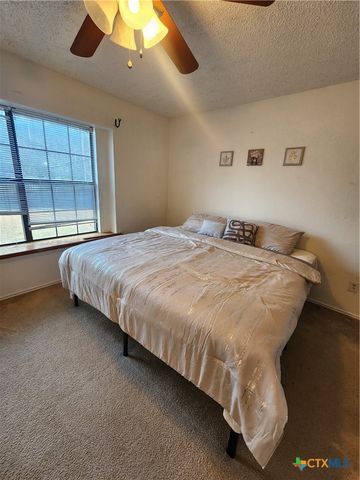 304 E Hogan Drive, Copperas Cove, TX 76522