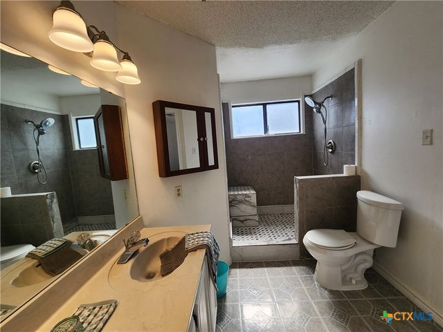 304 E Hogan Drive, Copperas Cove, TX 76522