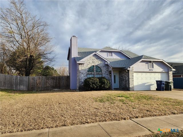 304 E Hogan Drive, Copperas Cove, TX 76522