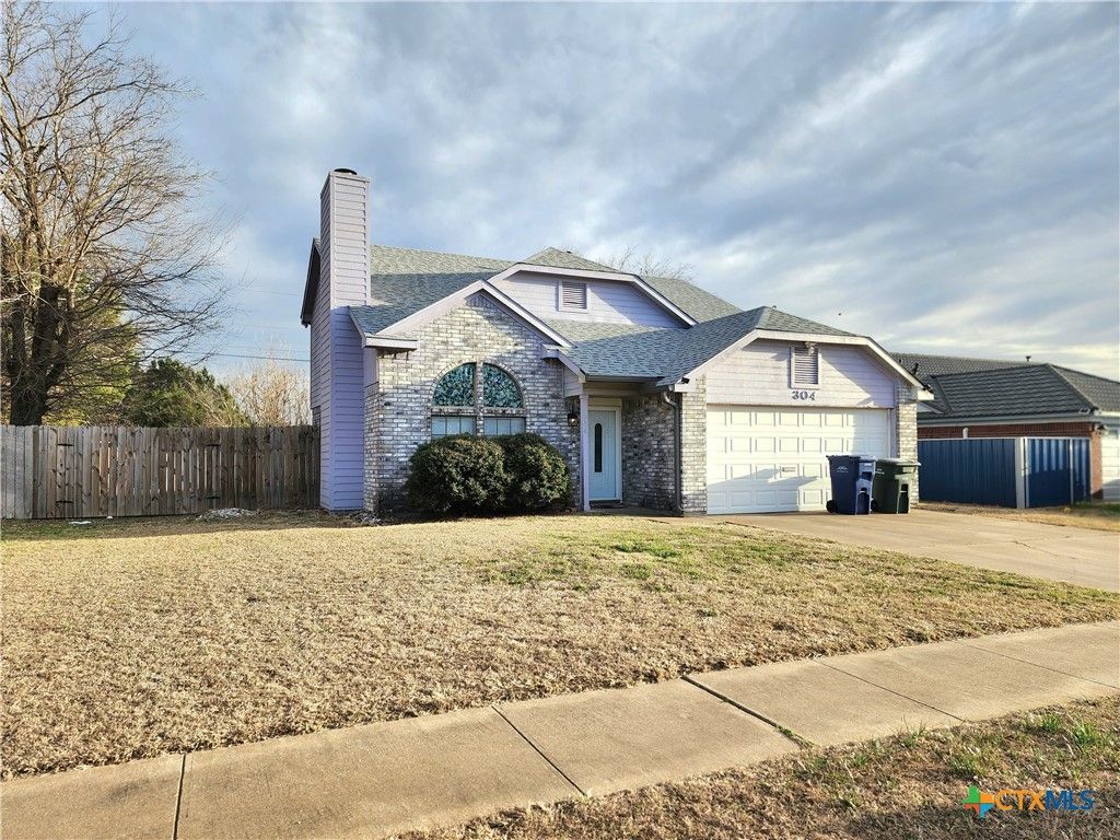 304 E Hogan Drive, Copperas Cove, TX 76522