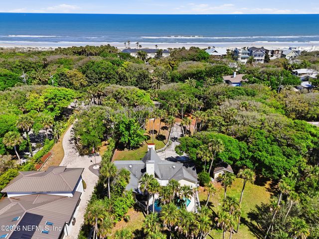 2428 SEMINOLE Road, Atlantic Beach, FL 32233