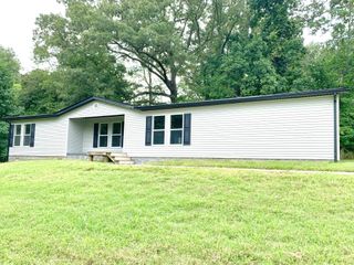 1495 Briar Hill Dr, Clarksville, TN 37042