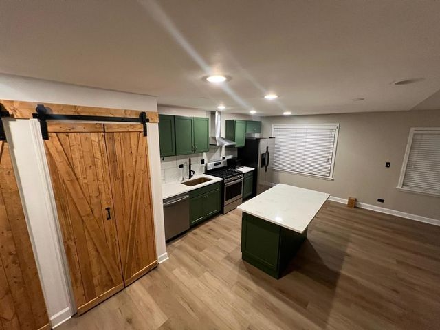 3262 SALEM Court, Aurora, IL 60504