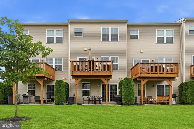 104 NATHAN DR, Cinnaminson, NJ 08077