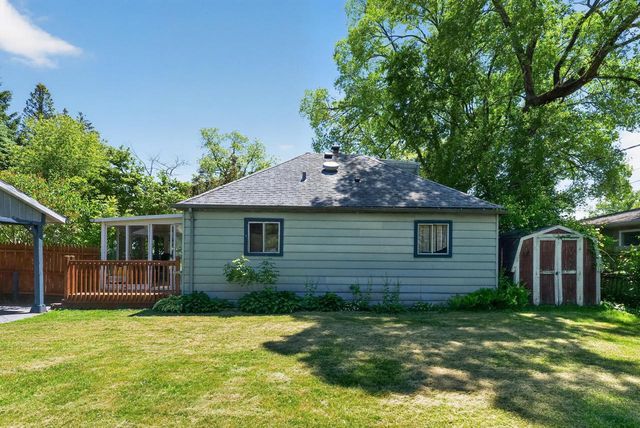 614 16th PLACE, Kenosha, WI 53140